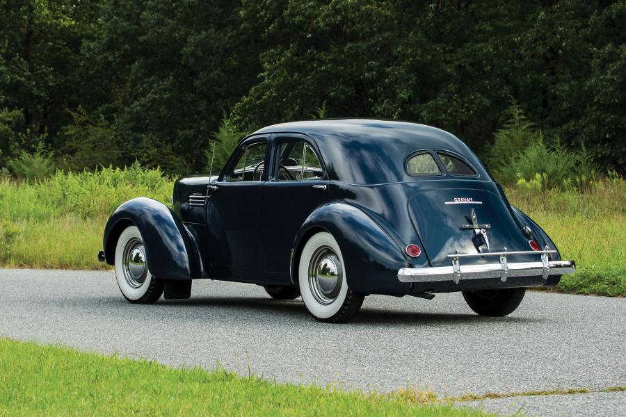  Graham Model 113 Custom Hollywood Supercharged Sedan 1941 года  (фото 9 из 53)